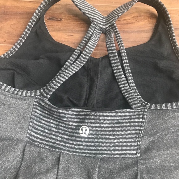 EUC Lululemon Power Technique tank size 6 - Picture 3 of 15